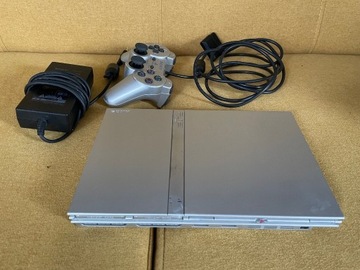 Playstation 2 Slim Silver SCPH-70004 + Pad