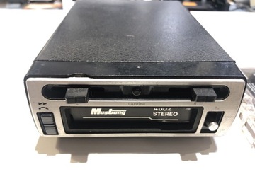 Odtwarzacz samochodowy kaset audio Mustang retro