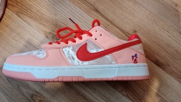 Buty nike dunk sb valentines różowe rozmiar 38 