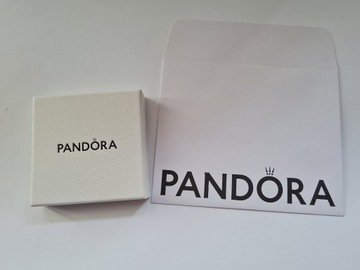 Zawieszka Pandora Charms O w koronie z logo