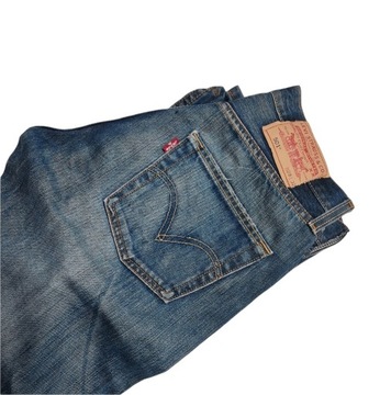 spodnie jeansowe marki Levi's, model 501, W28/L32 