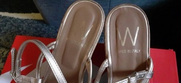 Sandały damskie na koturnie