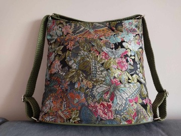 Torebko-plecak ekoskóra oliwkowa motyle handmade 