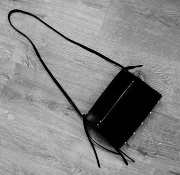 H&M__Mała czarna wizytowa torebka
