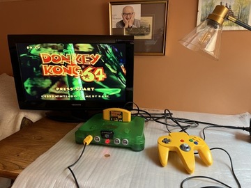 Nintendo 64 Jungle Green Donkey Kong