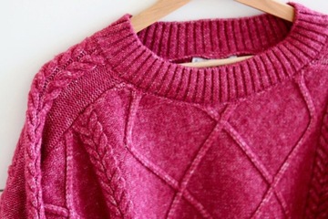 sweter boxy różowy