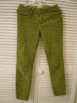 Pulz jeans śliczne mięciutkie zielone sztruksy M