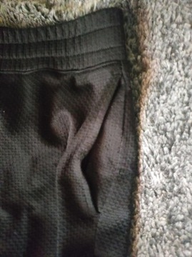 Czarne spodnie dresowe The North Face 100% Poliester