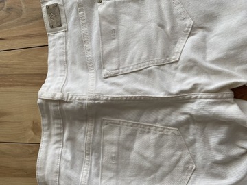 ZARA spodnie białe jeansy dżinsy r 40