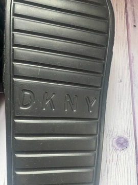 KLAPKI DKNY 40 czarne 