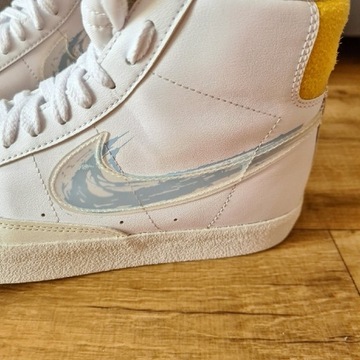 Buty Nike blazer mid r38(24cm) białe niebieskie