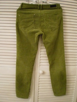 Pulz jeans śliczne mięciutkie zielone sztruksy M