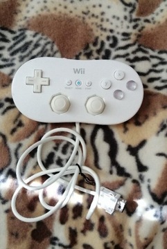 Biały pad classic Controller Wii 