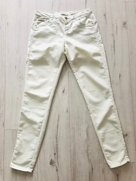 BERSHKA miętowe jeansy rurki spodnie 36 S