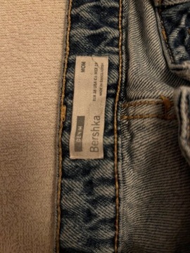 Damskie jeansy, Bershka.