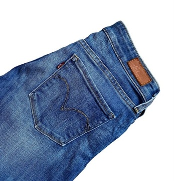 Levi's Demi Curve W26/L34, stan bardzo dobry