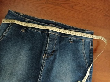 Spódnica jeansowa r. 38