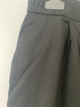 Spodnie czarne zwężane Massimo Dutti 42