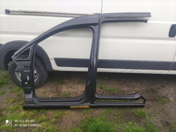 VW CADDY LIFE 2K5 L1 03-21 ПОРОГ СТІЙКА ЛІВИЙ 