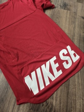 T-shirt Nike SB roz M. (duży napis z tylu)