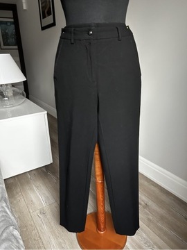 Spodnie cygaretki firmy Massimo Dutti