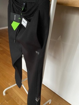 Spodnie Hugo Boss dres XXL- czarne