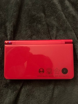 Nintendo DSi XL Super Mario Bros. 25th Anniversary