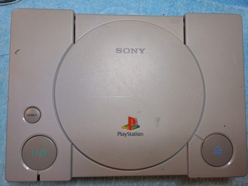 Sony PlayStation SCPH-7002 + joypad Tosa