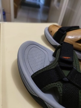 buty sportowe 44 sandały letnie zielone siwe szare