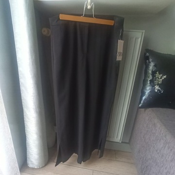 Nowe szerokie spodnie Zara r.L