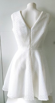 B&B Studio sukienka ślubna biała rozkloszowana 38