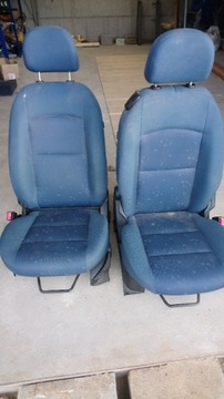 Mazda 2 dy fotel pasazera kanapa tapicerka
