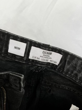 Czarne spodnie mom jeans bershka XS