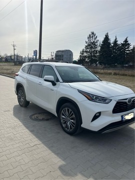 TOYOTA HIGHLANDER 2.5 HYBRID LE 2021  5100 Km 