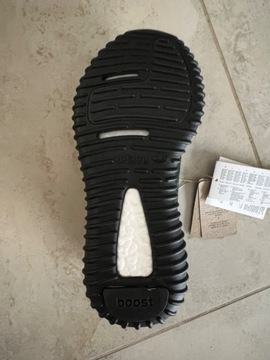 Yeezy Boost 350 v1 Pirate Black 37 1/3