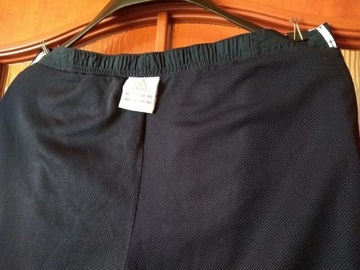 ADIDAS dłuższe krótkie spodnie typu , Uniseks, Rozmiar 42 / L