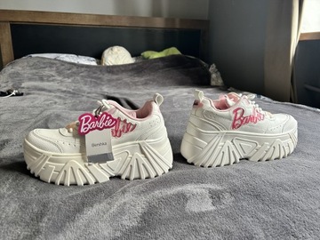 Buty Bershka Barbie nowe na platformie