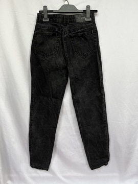 Czarne spodnie mom jeans bershka XS