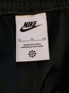Nike XL męskie czarne spodnie dresowe 