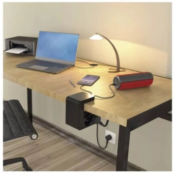 Зажим-удлинитель 4x2P+Z +2USB Черный 1,5 м