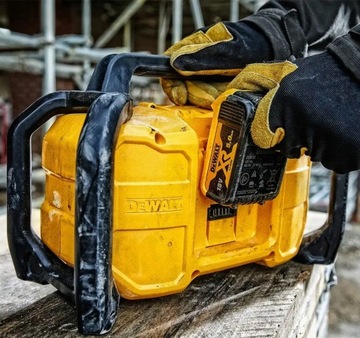 СТРОИТЕЛЬСТВО АККУМУЛЯТОРА РАДИО + БЛОК ПИТАНИЯ DEWALT