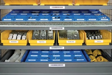 Dymo Rhino 18482, 9mm x 5.5m, czarny druk / biały podkład, taśma oryginalna