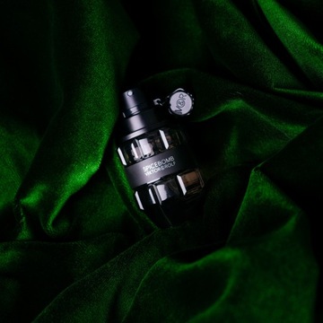 Туалетная вода Victor & Rolf Spicebomb 90 мл