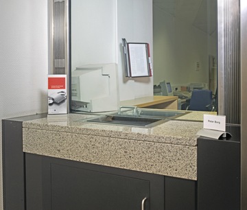 Прочная система презентационных панелей SHERPA WALL 10