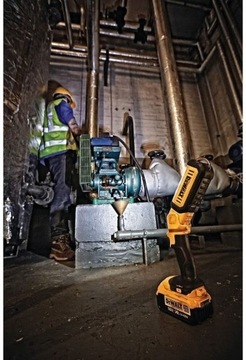 Фонарик DeWALT DCL050 18 В, перезаряжаемая светодиодная лампа XR, 1000 люмен, мощный