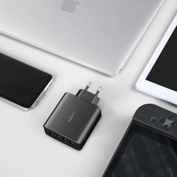 PA-T18 Сетевое зарядное устройство с 4 разъемами USB Quick Charge 3.0