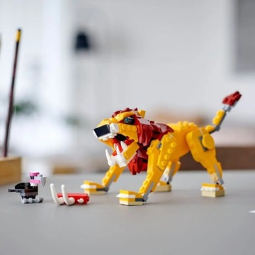 LEGO Creator 3 в 1 31112 Дикий лев