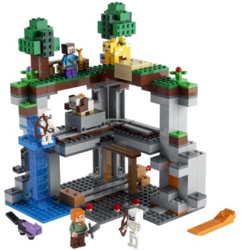 LEGO Minecraft 21169 Первое приключение