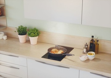 Płyta indukcyjna CANDY CTP32SC E1 CZARNE SZKŁO