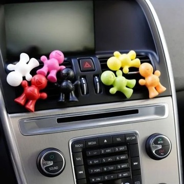 Odświeżacz samochodowy kratka nawiewu Little Joe 3D zapach truskawki różowy